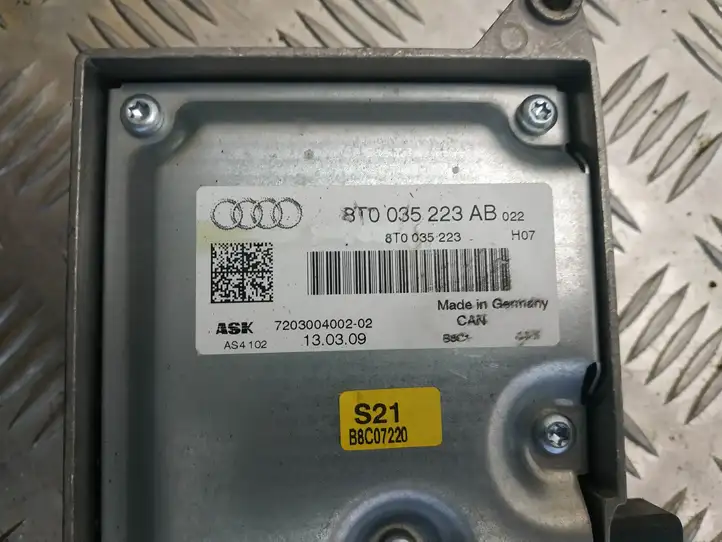 Audi A4 S4 B8 8K (2007 - 2011) 8T0035223AB Усилитель звука — фото 2