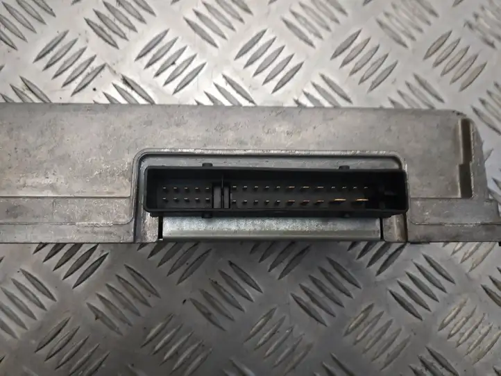 Audi A4 S4 B8 8K (2007 - 2011) 8T0035223AB Усилитель звука — фото 3