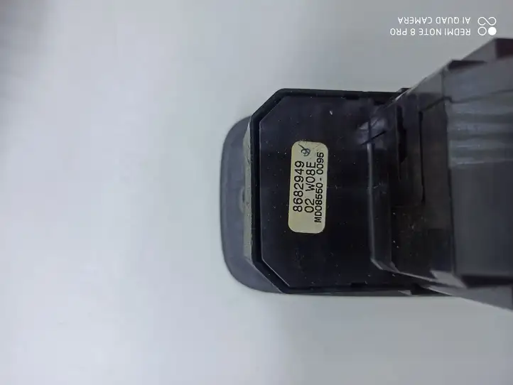 Volvo V70 (2000 - 2004) 8682949 Кнопка стеклоподъемников — фото 2