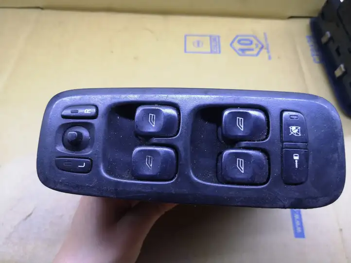 Volvo S60 (2000 - 2004) 30658146 Кнопка стеклоподъемников — фото 1