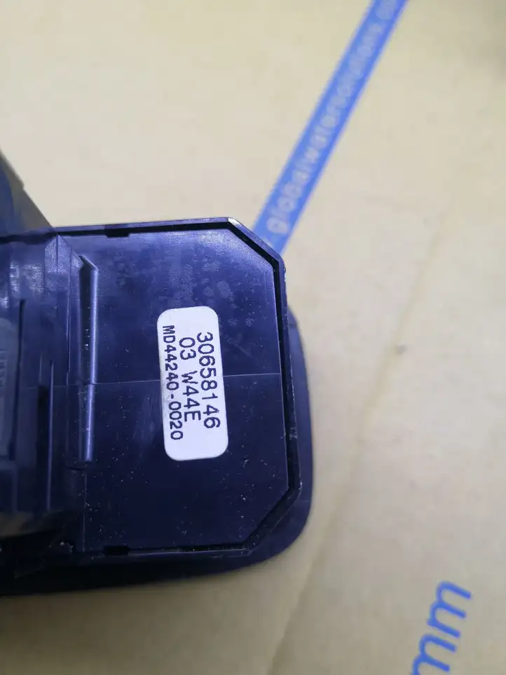 Volvo S60 (2000 - 2004) 30658146 Кнопка стеклоподъемников — фото 2
