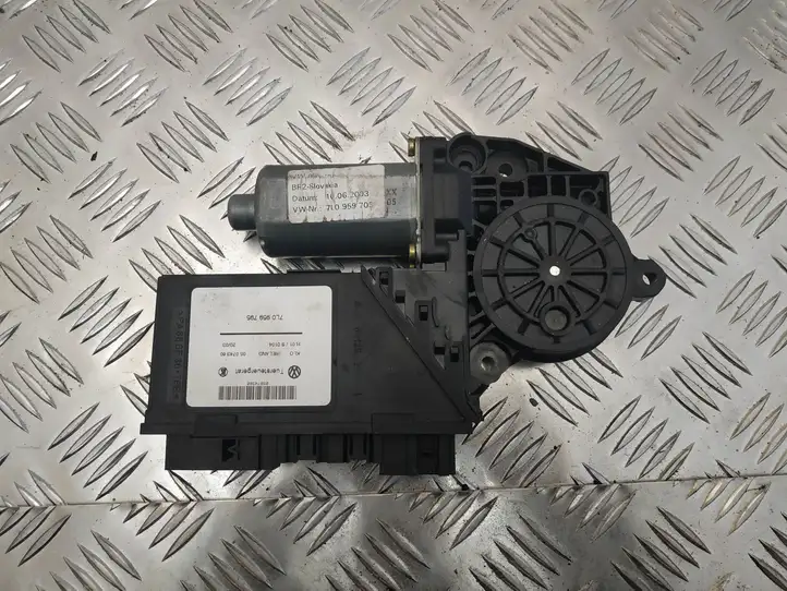 Volkswagen Touareg I (2002 - 2010) 7L0959703 Стеклоподъемник задней двери — фото 1