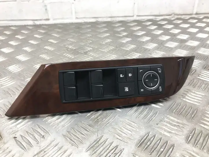Lexus RX 330 - 350 - 400H (2012 - 2015) 7423148100 Блок кнопок стеклоподъемников — фото 1