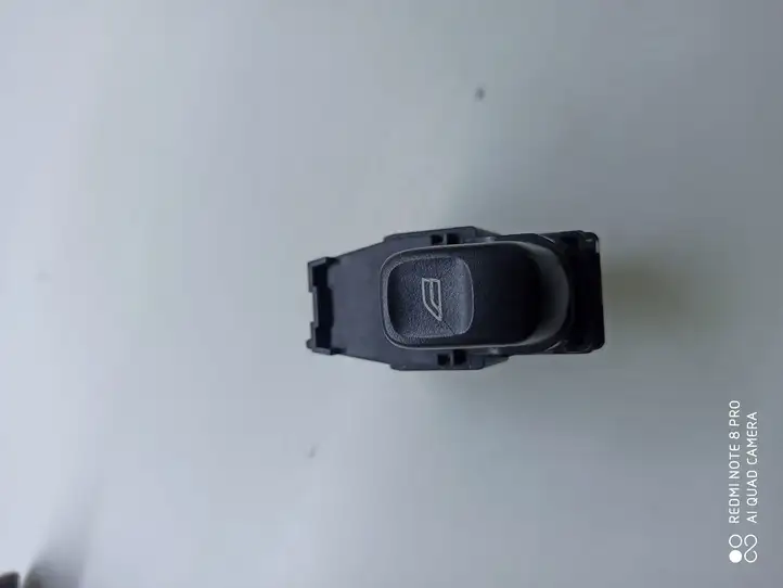 Volvo XC90 (2002 - 2006) 30658696 Кнопка стеклоподъемников — фото 1