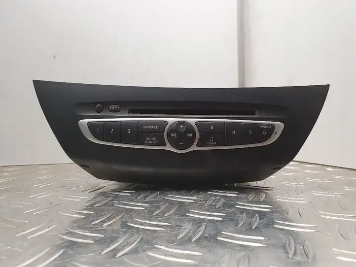 Renault Laguna III (2007 - 2015) 281150013R Магнитола / мультимедийная система — фото 1
