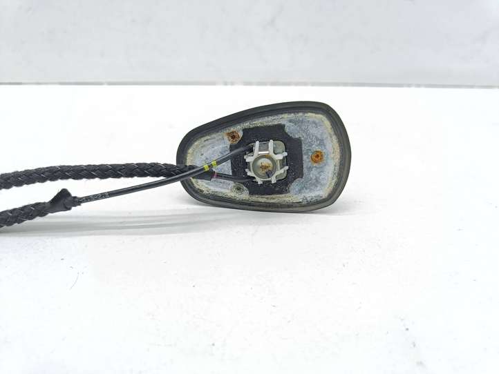 Mercedes-Benz E W212 (2009 - 2016)  2118208475 Антенна (антенна GPS)