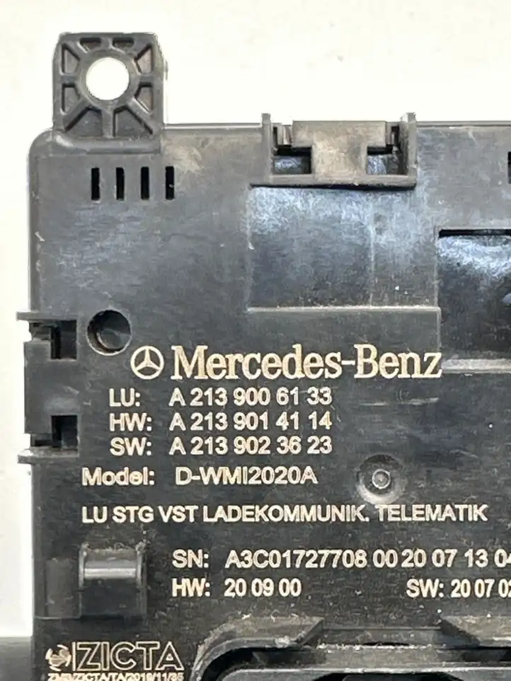 Mercedes-Benz E W213 (2016 - ) A2139006133 Блок GSM — фото 4