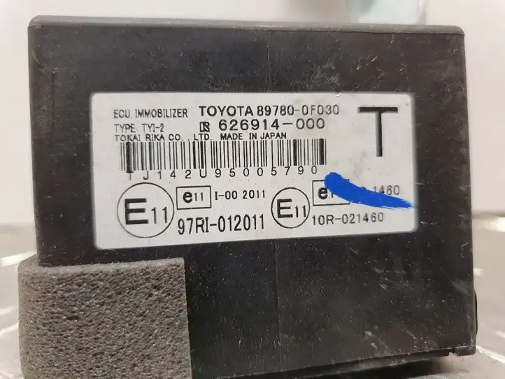 Toyota Verso (2009 - 2012) 897800F030 Блок иммобилайзера — фото 2