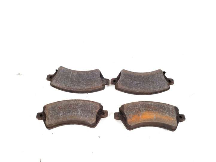 Toyota Corolla E120 E130 (2000 - 2004)  04465-02130 Тормозные колодки (передние)