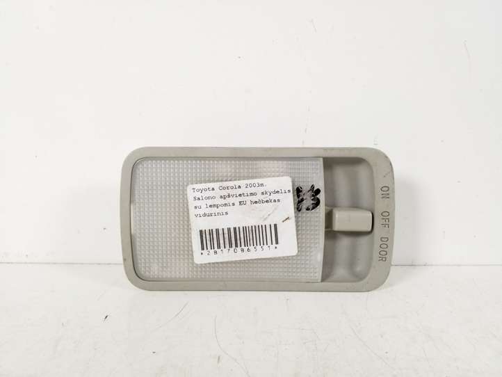 Toyota Corolla E120 E130 (2000 - 2004)  81240-12070 Задняя подсветка