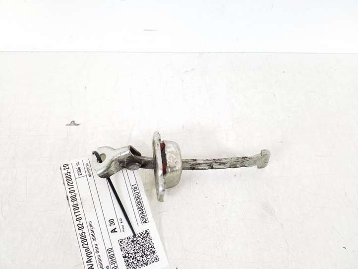 Toyota Aygo (2005 - 2008)  68630-0H010 Ограничитель открывания задней двери