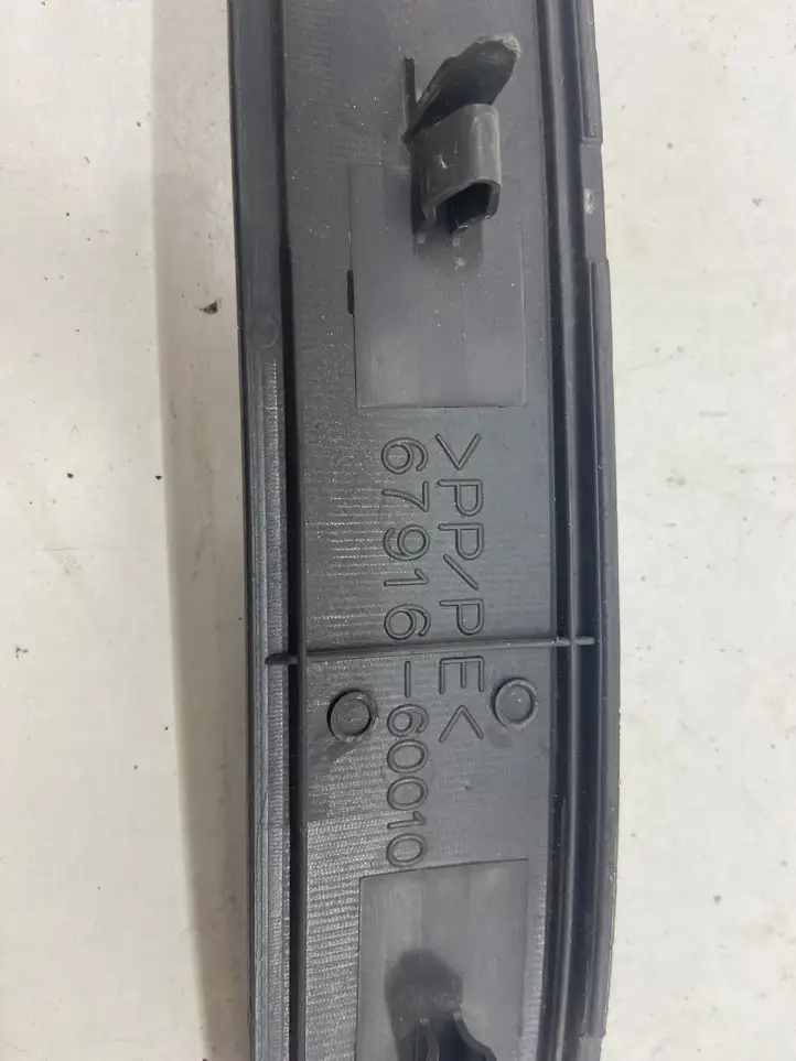 Toyota Land Cruiser (J120) (2002 - 2009) 6791660010 Внутренняя отделка заднего порога — фото 3