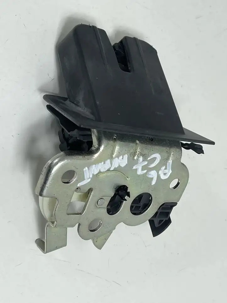 Audi A6 C7 (2011 - 2014) 4G9827520 Замок крышки багажника — фото 2