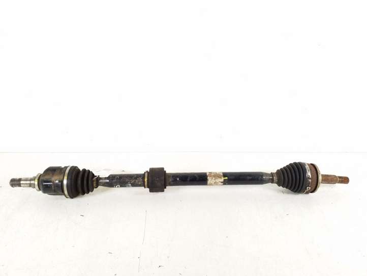 Toyota Auris 150 (2006 - 2012)  43410-02570 Передняя полуось