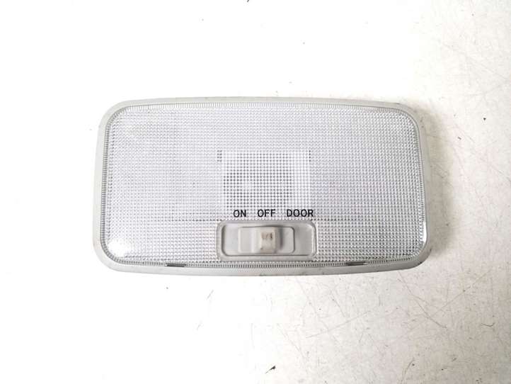 Toyota Auris 150 (2006 - 2012)  81240-52040 Задняя подсветка