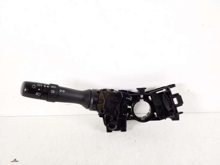 Toyota Aygo (2005 - 2008)  84140-0H010 Комплект ручек