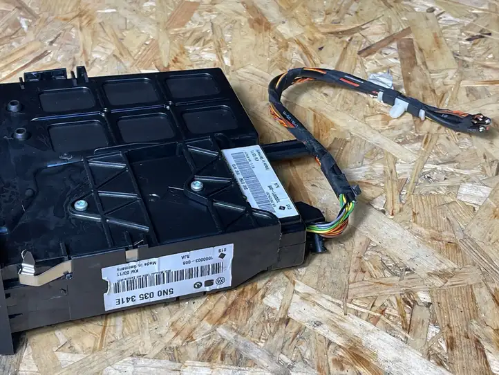 Volkswagen Tiguan (2007 - 2011) 5N0035341E USB модуль — фото 4