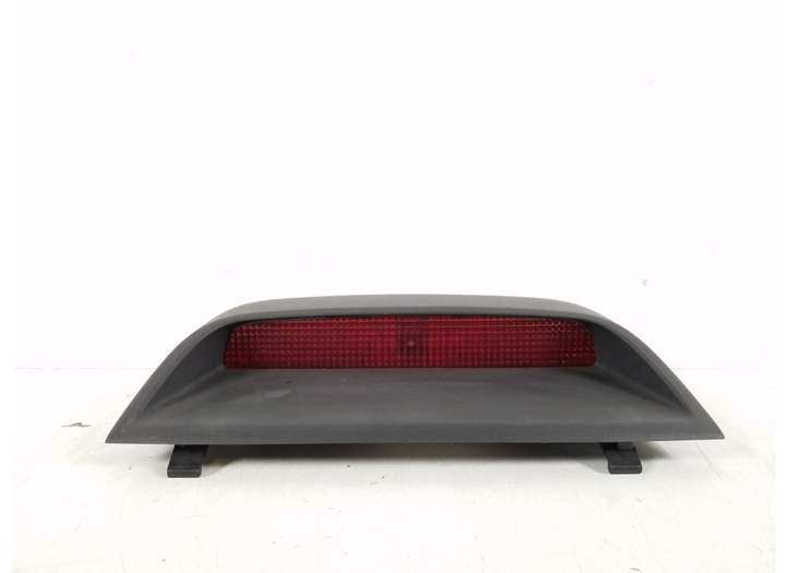 Toyota Avensis T250 (2003 - 2006)  81570-05042 Дополнительный стоп фонарь