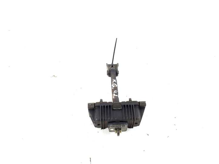 Toyota Avensis T250 (2003 - 2006)  68630-05040 Ограничитель открывания задней двери