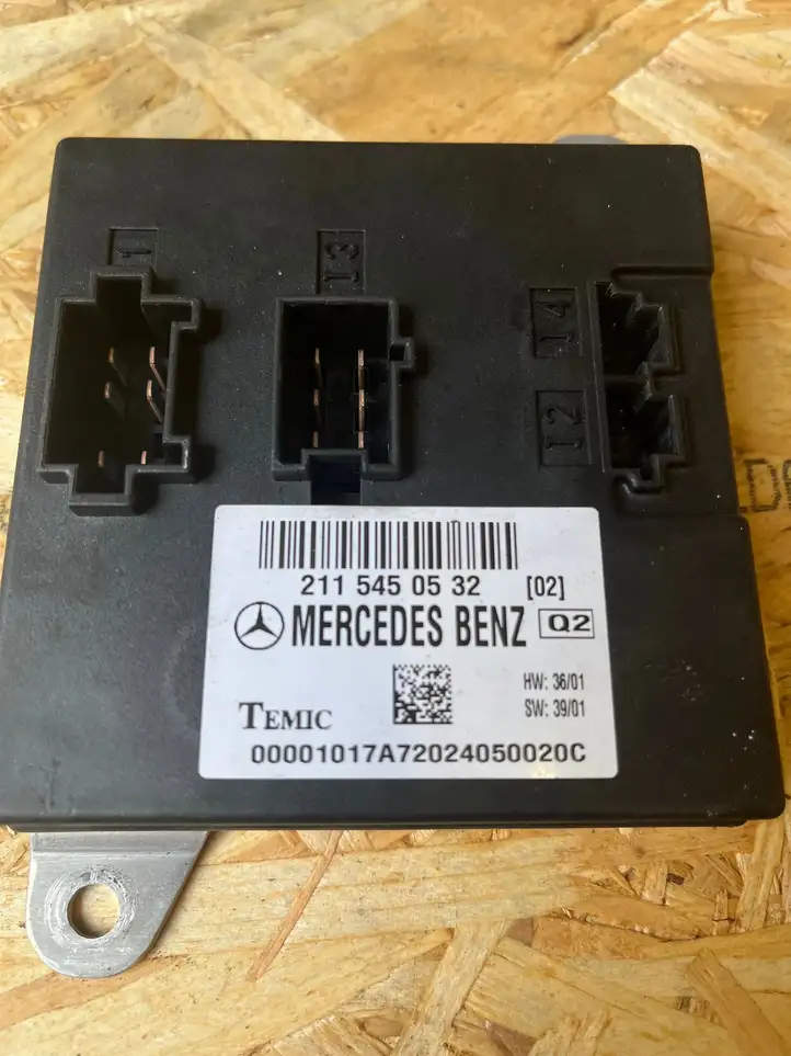 Mercedes-Benz E W211 (2002 - 2009) 2115450532 Модуль комфорта — фото 3