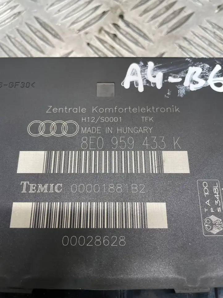 Audi A4 S4 B6 8E 8H (2000 - 2006) 8E0959433K Модуль комфорта — фото 4