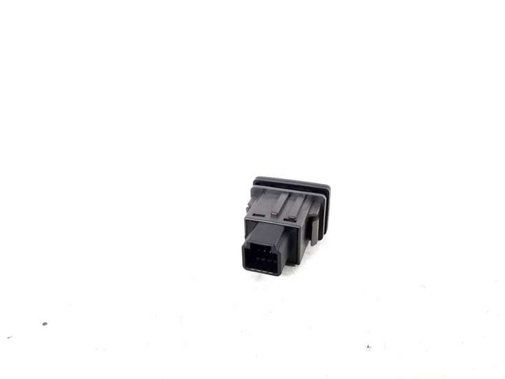 Toyota Auris 150 (2006 - 2012)  84150-02040 Другие включатели / ручки/ переключатели