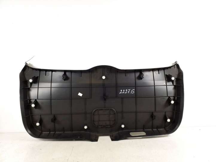 Toyota Auris 150 (2006 - 2012)  64780-02010 Обшивка крышки багажника