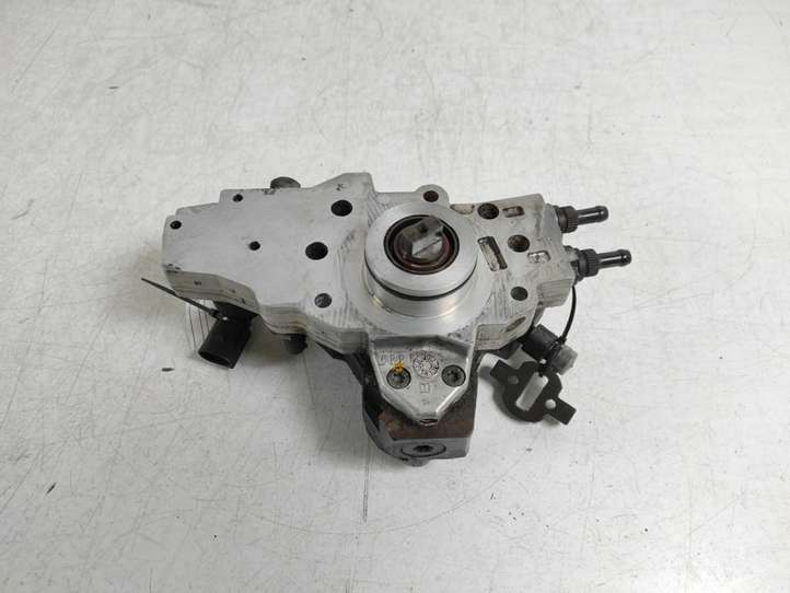 Mercedes-Benz E W211 (2002 - 2009)  A6480700001 Топливный насос