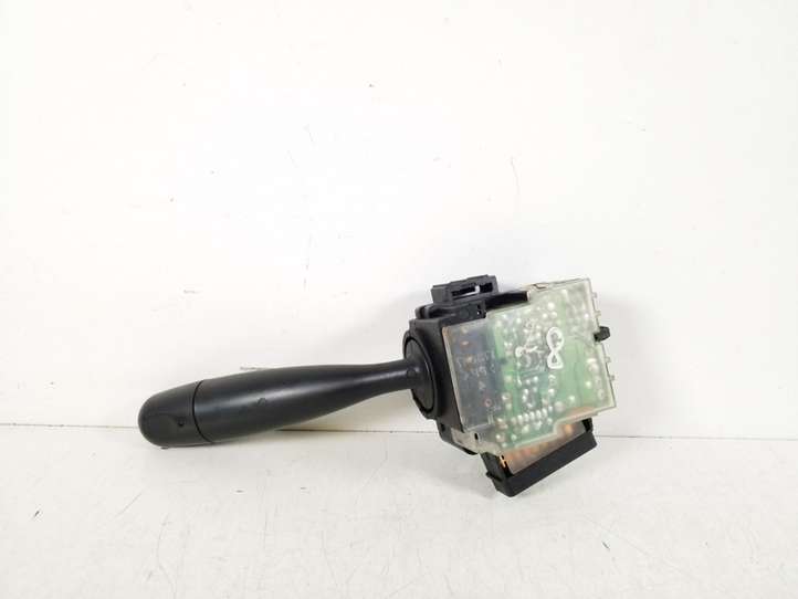Toyota Yaris Verso (1999 - 2005)  84652-52040 Комплект ручек