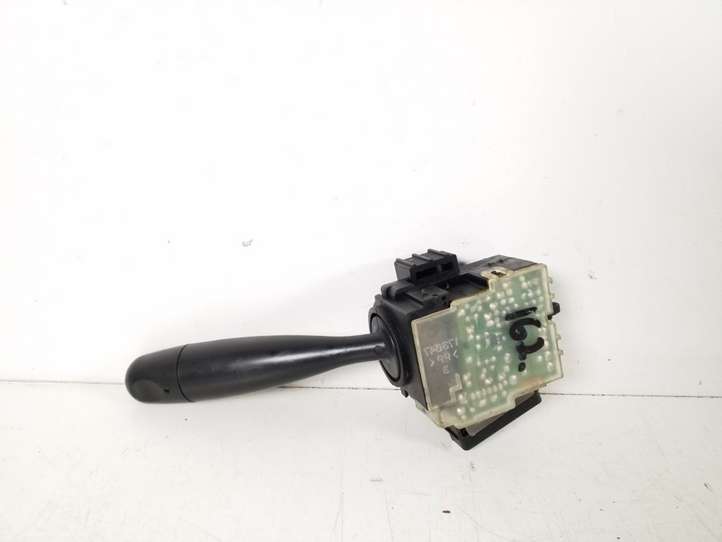 Toyota Yaris (1999 - 2003)  84652-52040 Комплект ручек