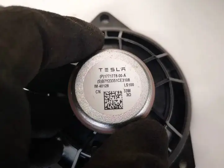 Tesla Model Y (2019 - 2024) 177177800a Динамики передних дверей — фото 3