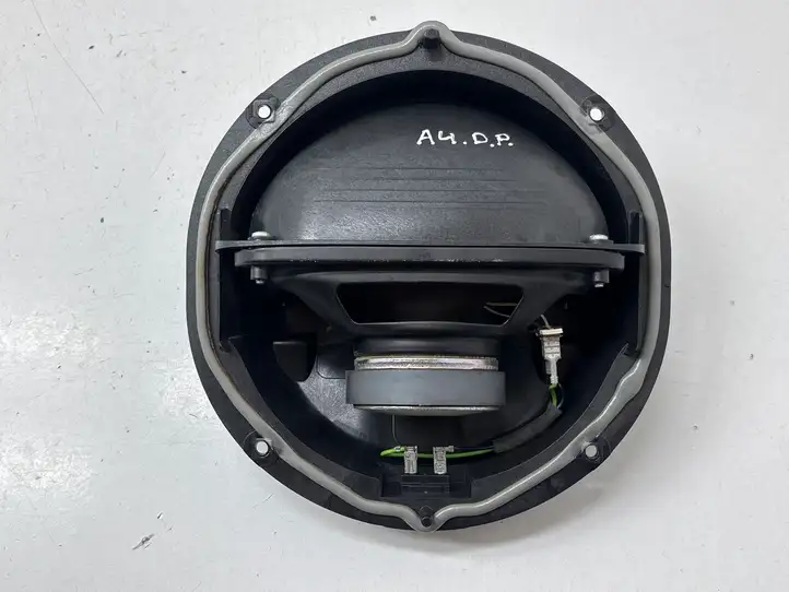Audi A4 S4 B9 8W (2019 - ) 8W5035297A Динамики передних дверей — фото 2
