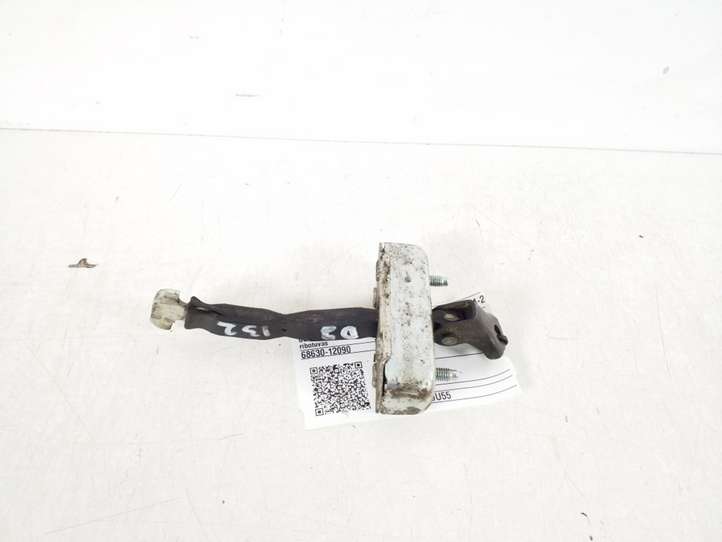 Toyota Corolla E120 E130 (2004 - 2007)  68630-12090 Ограничитель открывания задней двери