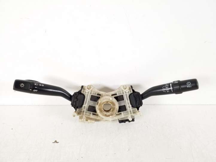 Toyota Prius (XW10) (1997 - 2003)  84310-47030 Комплект ручек