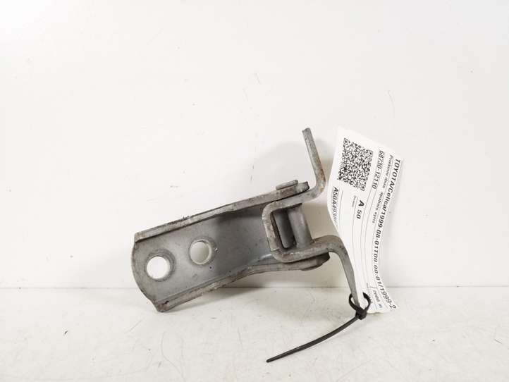 Toyota Celica T230 (1999 - 2006)  68730-12110 Нижняя петля передней двери
