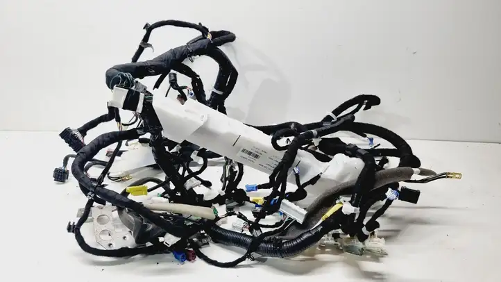 Nissan Qashqai J12 (2021 - ) 240106UM1E Прочая электропроводка — фото 3
