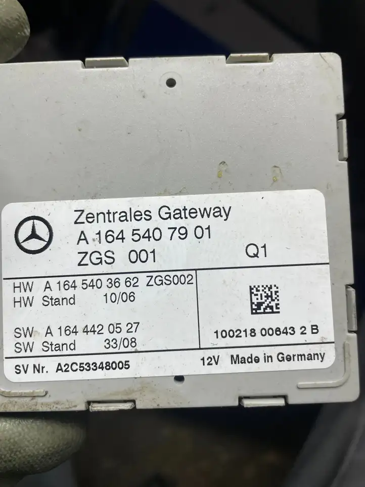 Mercedes-Benz ML W164 (2005 - 2011) A1645403662 Модуль Gateway — фото 3