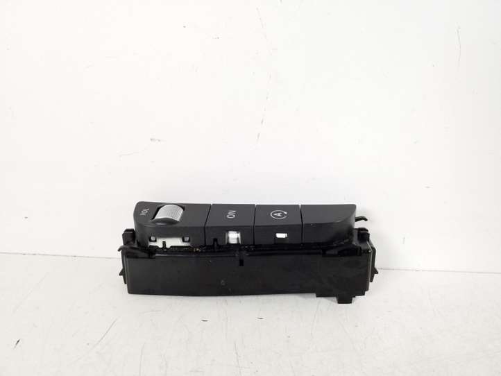 Mercedes-Benz C W205 (2014 - 2021)  A2059056303 Комплект ручек