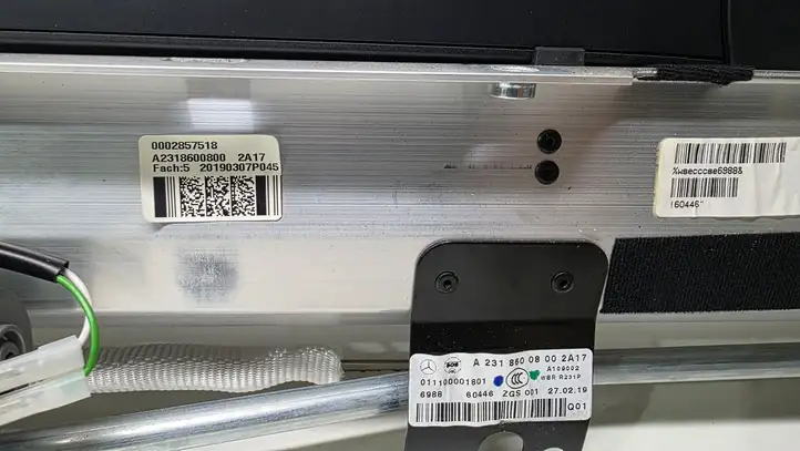 Mercedes-Benz SL R231 (2012 - 2019) A2318600800 Воздушный дефлектор — фото 2