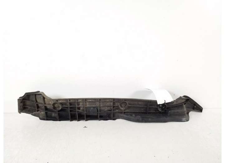 Toyota Avensis T270 (2009 - 2012)  53827-05010 Другая часть кузова