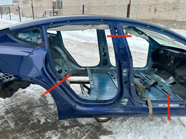 Tesla Model 3 (2017 - 2023) Задний порог кузова — фото 1