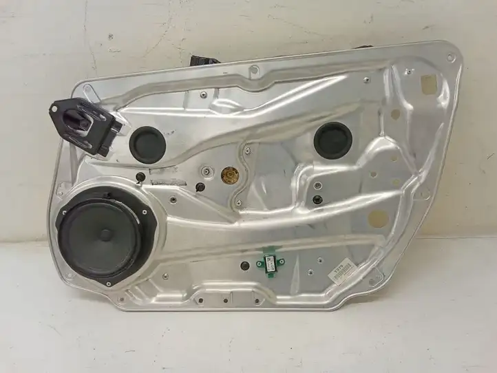 Mercedes-Benz C W204 (2007 - 2014) 981693105 Механический стеклоподъемник передней двери — фото 1