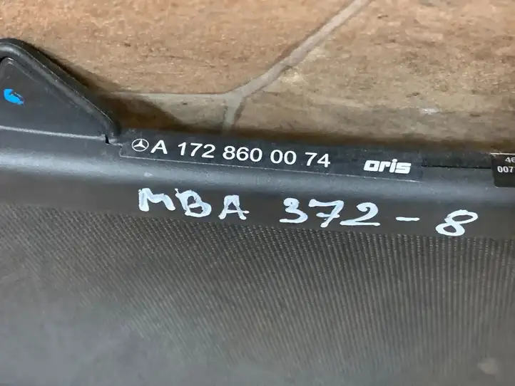 Mercedes-Benz SLK R172 (2011 - 2017) A1728600074 Ветровик передней двери — фото 3