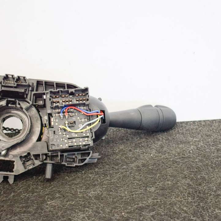 Dacia Sandero (2012 - 2016)  681727472R Комплект ручек