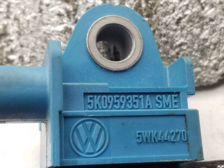 Volkswagen Jetta VI (2011 - 2018)  5K0959351A Датчик удара надувных подушек