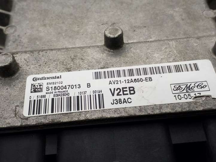 Ford Fiesta (2009 - 2012)  AV2112A650EB Блок управления двигателем ECU
