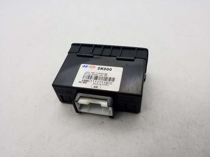 Kia Soul (2011 - 2014)  961202K000 Разъем AUX