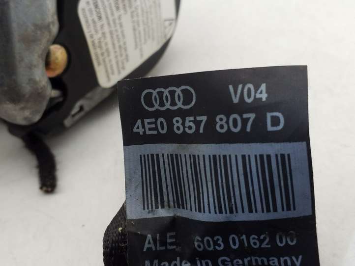 Audi A8 (2005 - 2007)  4E0857807D Средний ремень безопасности ()