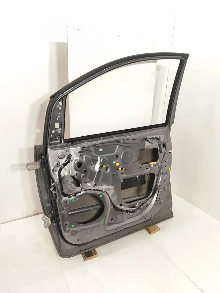 Toyota Sienna XL30 III (2011 - 2020) Дверь — фото 4