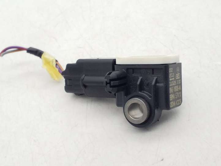 Volvo S60 (2010 - 2013)  8V4T14B006AA Датчик удара надувных подушек